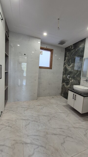 Bathroom in 5 BHK Builder Floor at Sector 46 – for Sale