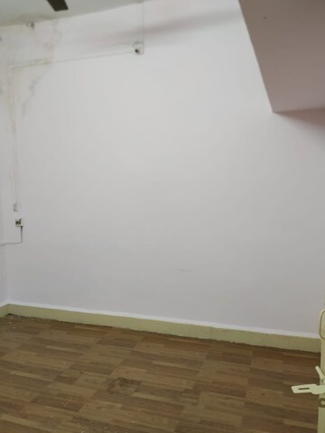 Room in 3 BHK Apartment at Aarna Apartment, Senapati Bapat Road – for Rent