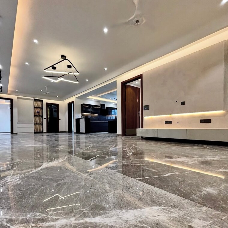 Room, sector 85 4 Bedroom 3330 Sq.Ft. Builder Floor In Sector 85 Faridabad 9145862