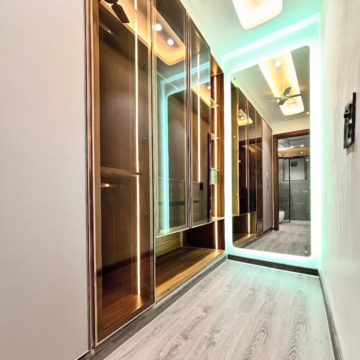 Building Lobby in 4 BHK Builder Floor at Sector 85 – for Rent