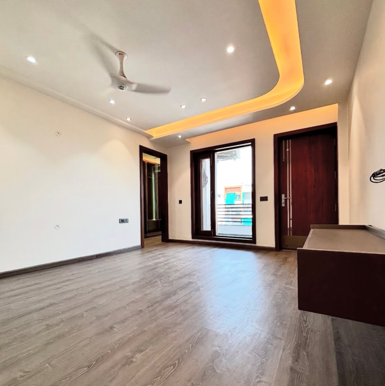 Room, sector 85 4 Bedroom 3330 Sq.Ft. Builder Floor In Sector 85 Faridabad 9145862