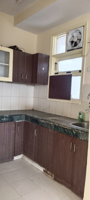Kitchen in 3 BHK Apartment at Omaxe Heights, Sector 86 – for Rent