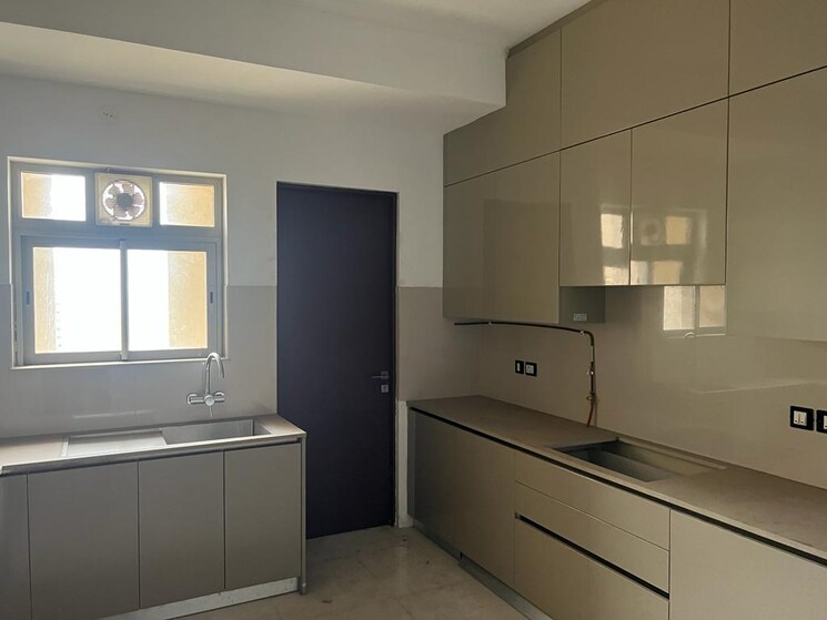 Kitchen, one-hiranandani-park 4 Bedroom 2590 Sq.Ft. Apartment In Ghodbunder Road Thane 9145753