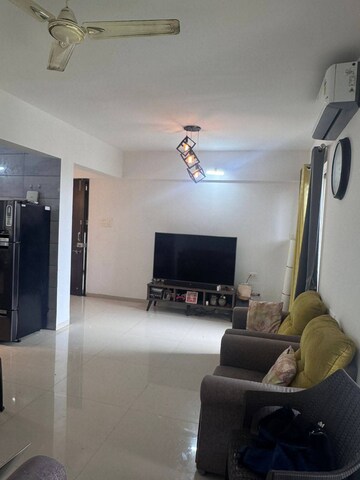 Living Room in 2 BHK Apartment at Andheri West – for Rent