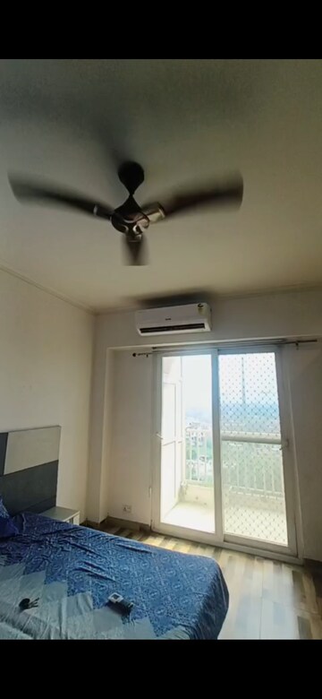 Room in 2 BHK Apartment at Saya Zion, Sector 4 Greater Noida – for Rent