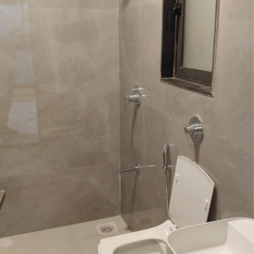 Bathroom in 2 BHK Apartment at Andheri West – for Rent