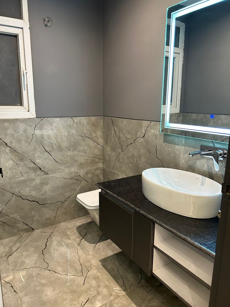 Attached Bathroom, sg-grand 3 Bedroom 2460 Sq.Ft. Apartment In Raj Nagar Extension Ghaziabad 9145855