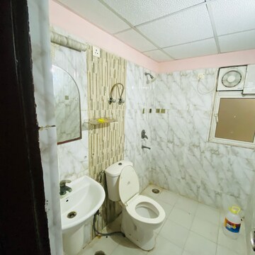 Bathroom in 3 BHK Apartment at Gardenia Golf City, Noida Central – for Rent