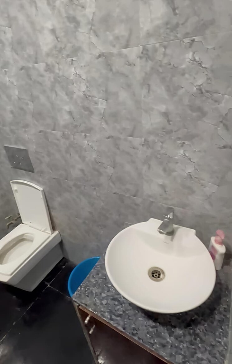 Bathroom, salt lake sector v Commercial Office Space 1165 Sq.Ft. In Salt Lake Sector V Kolkata 9145893