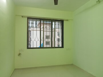 Bedroom in 2 BHK Apartment at Lodha Paradise, Majiwada – for Rent