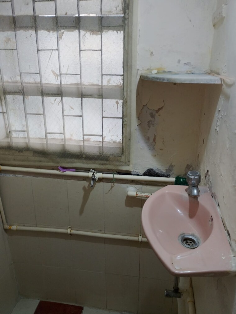 Bathroom, matunga 1 Bedroom 510 Sq.Ft. Apartment In Matunga Mumbai 9145904