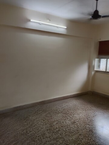 Room in 1 BHK Apartment at Matunga – for Rent