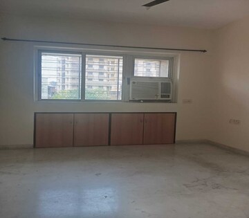 Bedroom in 2 BHK Apartment at Sion East – for Sale