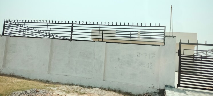 Exterior View, sector 18 yamuna expressway  310 Sq.Yd. Plot In Sector 18 Yamuna Expressway Greater Noida 9146104