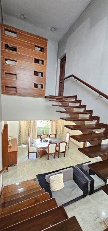 Staircase in 4 BHK Independent House at Banjara Hills – for Rent