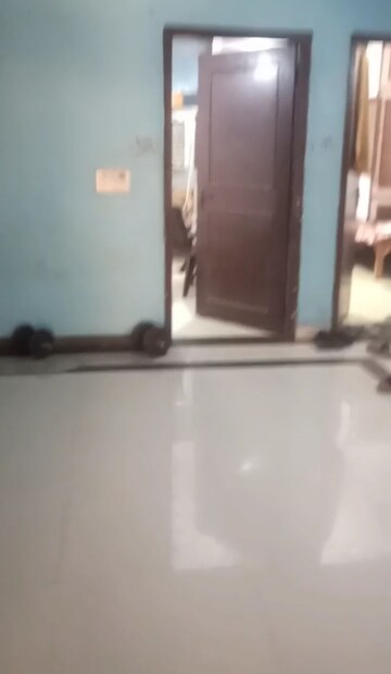 Room in 3 BHK Builder Floor at New Ashok Nagar – for Rent