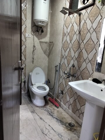 Bathroom in 1 BHK Builder Floor at Saket – for Rent