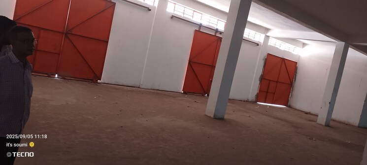 Balcony, sinchi-tower Commercial Warehouse 30000 Sq.Ft. In Sodepur Kolkata 9146122