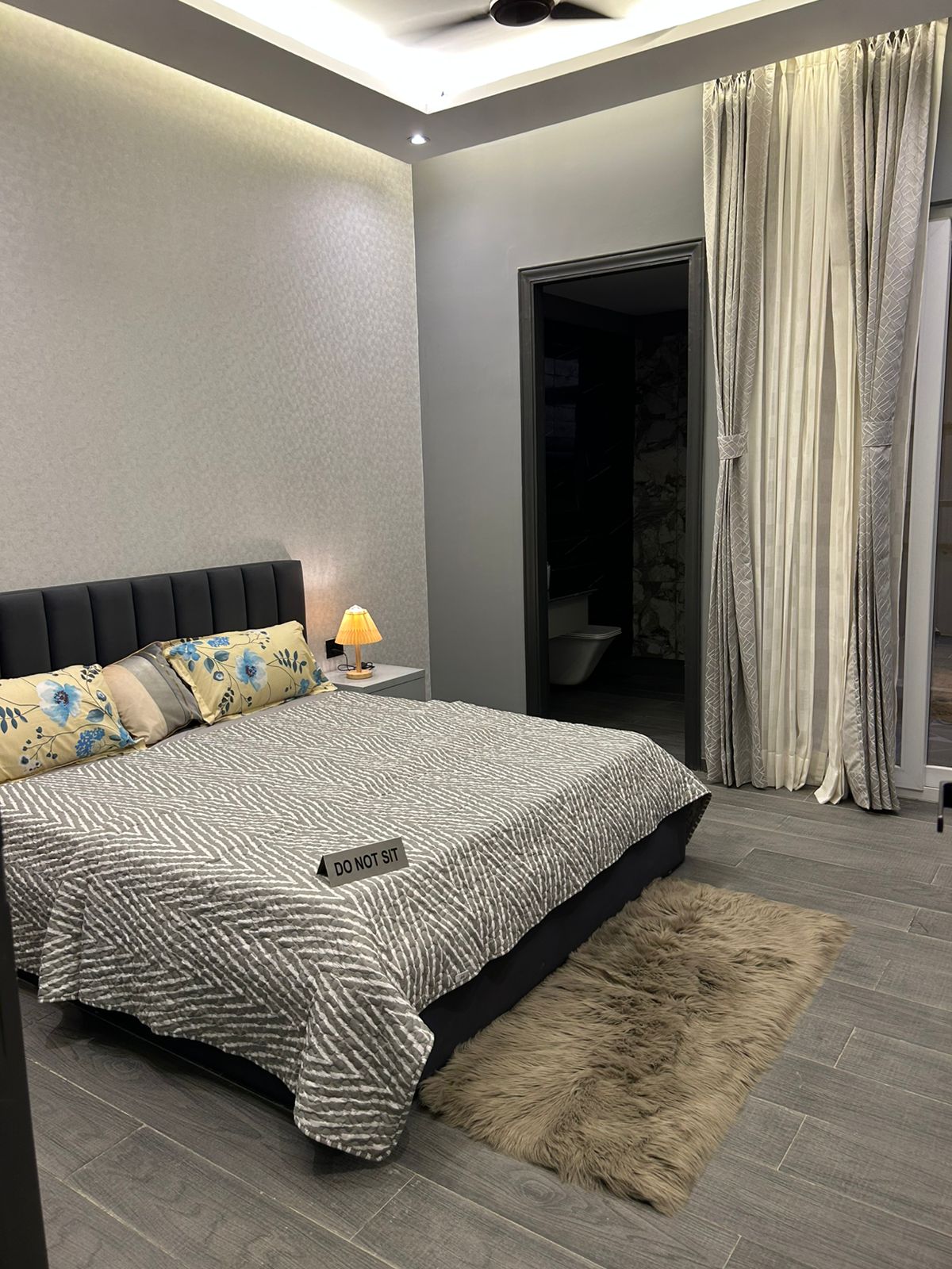 2 BHK Apartment For Rent in Hero Homes Gurgaon