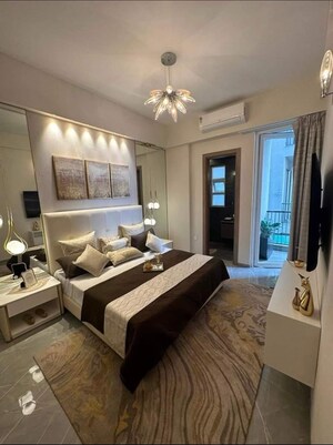 Bedroom in 3.5 BHK Builder Floor at M3M Antalya Hills, Sector 79 – for Sale