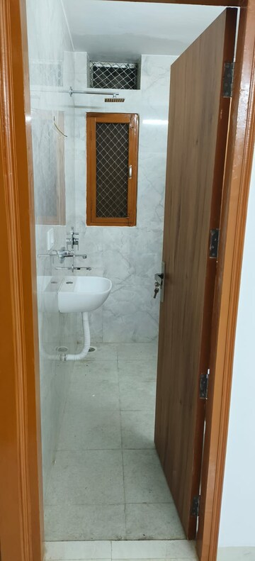 Bathroom in 3 BHK Apartment at Sector 5 Dwarka – for Rent