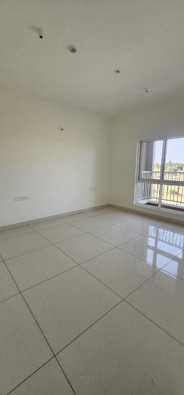 Room in 3.5 BHK Apartment at Avalon Park At The Prestige City, Sarjapur Road – for Sale