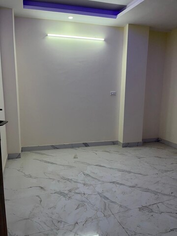 Room in 3 BHK Independent House at Sector 12 – for Sale
