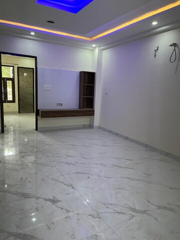 Room in 3 BHK Independent House at Sector 12 – for Sale