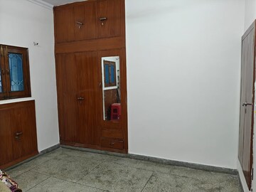 Room in 3 BHK Independent House at Sector 12 – for Sale