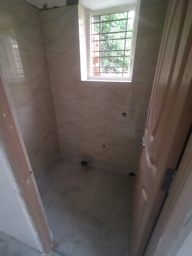Bathroom, behala 3 Bedroom 1100 Sq.Ft. Builder Floor In Behala Kolkata 9146211
