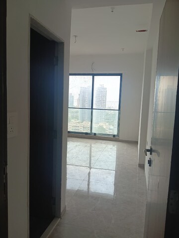 Room in 3 BHK Apartment at Jivan Prakash Apartment, Matunga West – for Sale