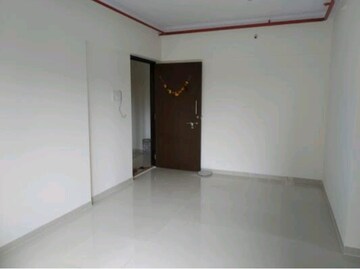 Room in 1.5 BHK Apartment at Rosa Gardenia, Ghodbunder Road – for Rent
