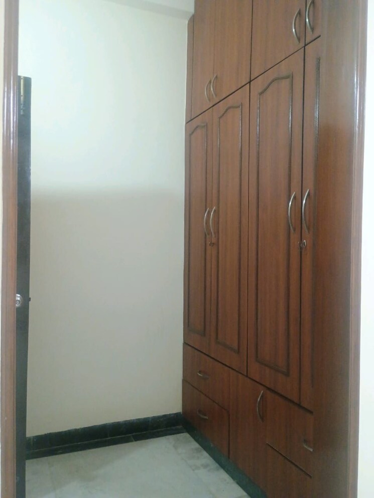 Room, green-woods-phase-1 3 Bedroom 200 Sq.Ft. Villa In Omega I Greater Noida Greater Noida 9146367
