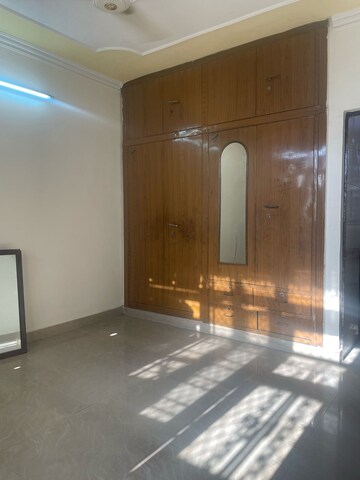 3 BHK Apartment For Rent in Sector 12 Dwarka