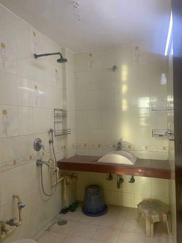 Bathroom in 3 BHK Apartment at Sector 12 Dwarka – for Rent