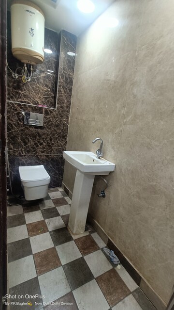 Bathroom in 2 BHK Builder Floor at Govindpuri – for Rent