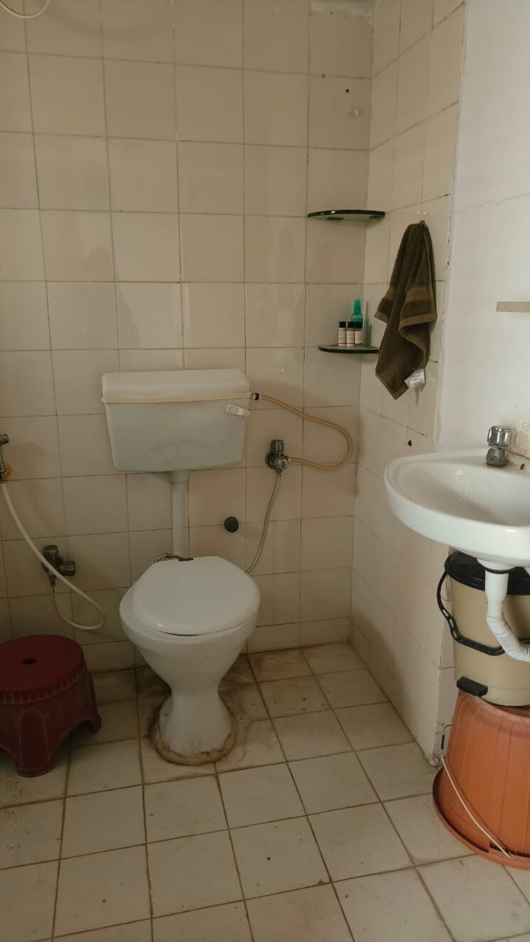 Bathroom, piccadilly-1-chs 1 RK 325 Sq.Ft. Apartment In Goregaon East Mumbai 9146411