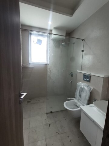 Bathroom in 3 BHK Builder Floor at Sushant Lok 2, Sector 57 – for Rent