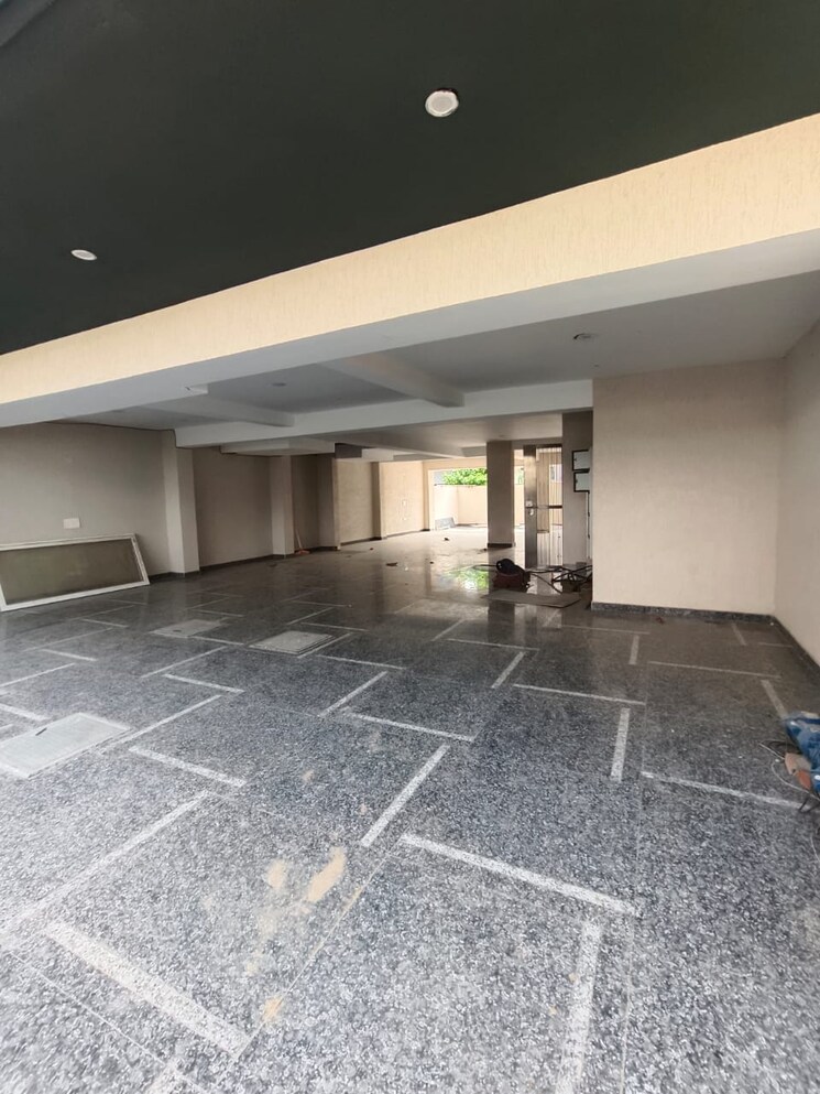  Parking, sushant-lok-2 3 Bedroom 2718 Sq.Ft. Builder Floor In Sector 57 Gurgaon 9146729