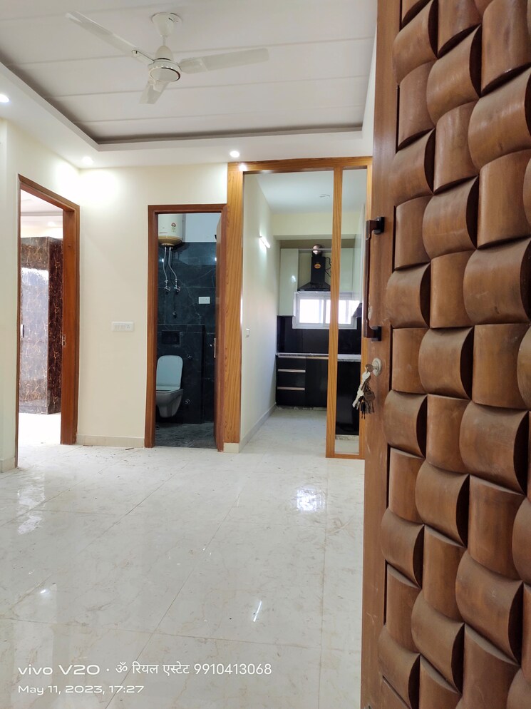 Living Room, risland-sky-mansion 2 Bedroom 1000 Sq.Ft. Builder Floor In Chattarpur Delhi 9146728
