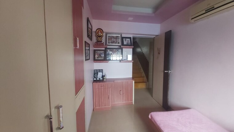 Study Room, kapilavastu-chs 3 Bedroom 2110 Sq.Ft. Apartment In Uthalsar Thane 9146593