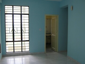 Room in 2 BHK Apartment at Sector V – for Rent