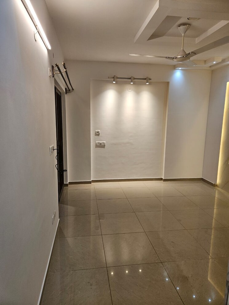 Bathroom, goyal-orchid-piccadilly 3 Bedroom 1572 Sq.Ft. Apartment In Thanisandra Main Road Bangalore 9146727