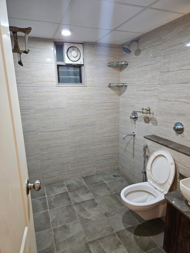 Bathroom, goyal-orchid-piccadilly 3 Bedroom 1572 Sq.Ft. Apartment In Thanisandra Main Road Bangalore 9146727