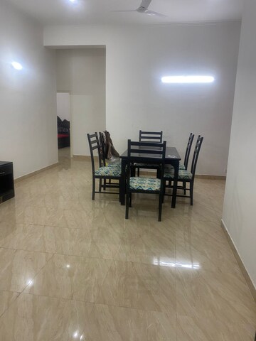 Room in 3 BHK Apartment at Gaur Yamuna City, Gaur Yamuna City – for Rent