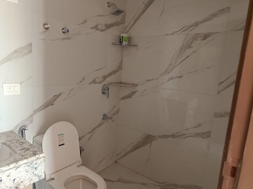 Bathroom in 1 BHK Apartment at Signature Global Andour Height, Sector 71 – for Rent