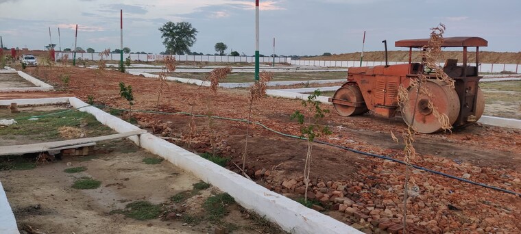 Exterior View, madhuvan-vihar  70 Sq.Yd. Plot In Kulesara Greater Noida 9146976