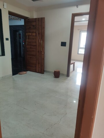 Room in 2 BHK Independent House at Gomti Nagar – for Rent