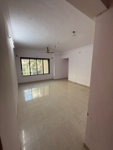 Room in 2 BHK Apartment at Kaustubh Platinum, Borivali East – for Sale