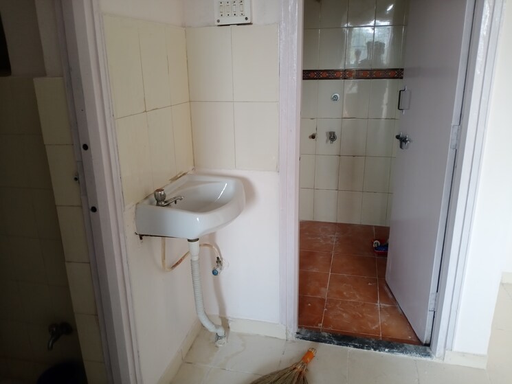 Bathroom, akashdeep-apartment 1 Bedroom 490 Sq.Ft. Apartment In Dhayari Pune 9147177